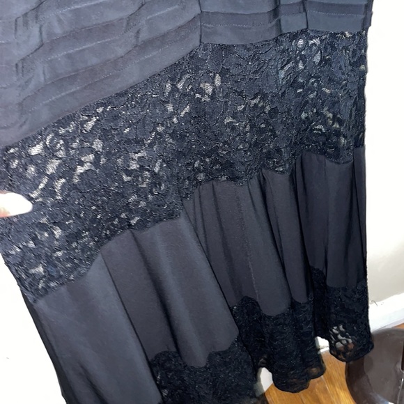 Xscape Spaghetti Strap Evening Gown Dress Black - Picture 8 of 9